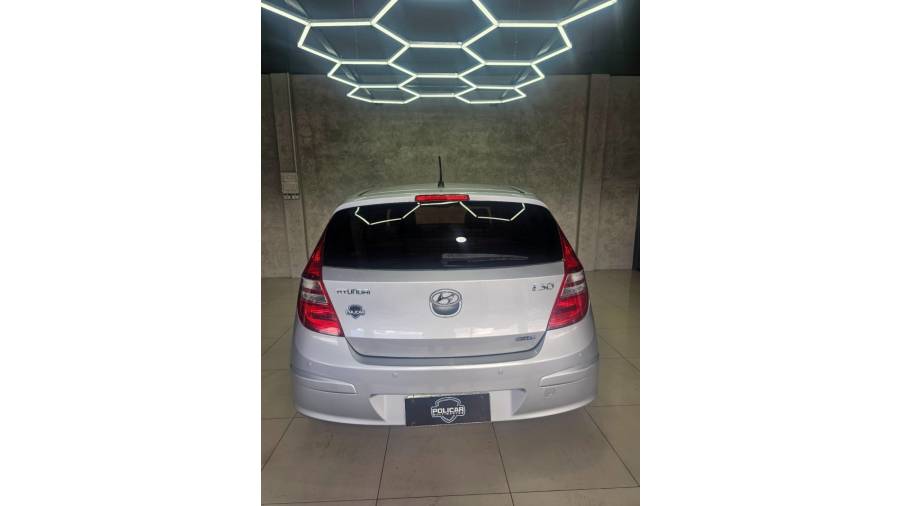 HYUNDAI - I30 - 2010/2010 - Prata - R$ 42.900,00