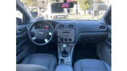 FORD - FOCUS - 2012/2013 - Cinza - R$ 40.900,00