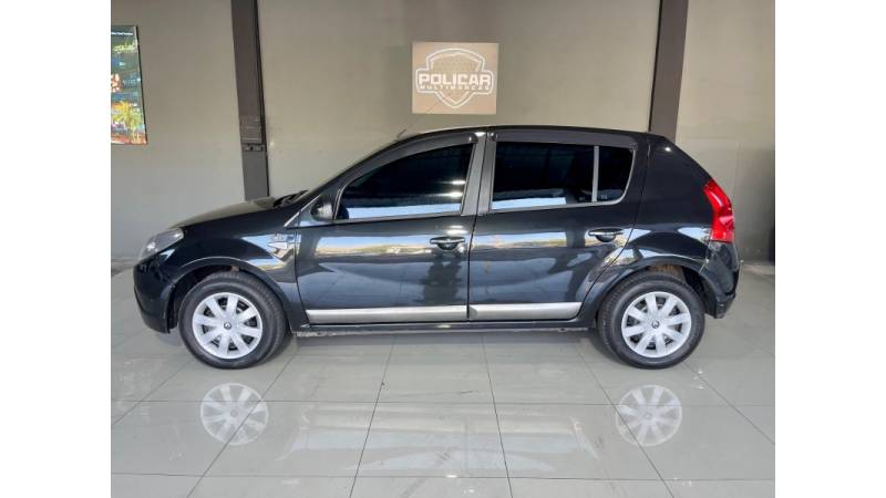 RENAULT - SANDERO - 2010/2010 - Preta - R$ 26.900,00