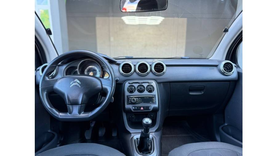 CITROËN - C3 - 2013/2014 - Preta - R$ 37.500,00