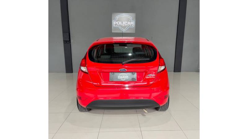 FORD - FIESTA - 2013/2014 - Vermelha - R$ 42.900,00