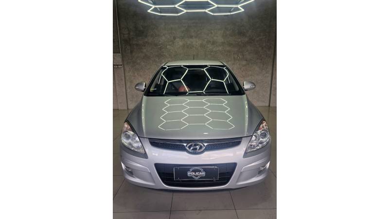 HYUNDAI - I30 - 2010/2010 - Prata - R$ 42.900,00