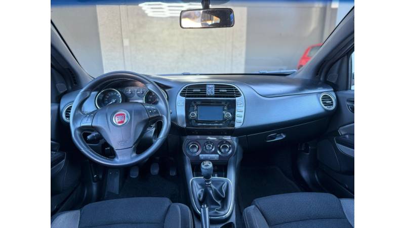 FIAT - BRAVO - 2016/2016 - Preta - R$ 56.900,00