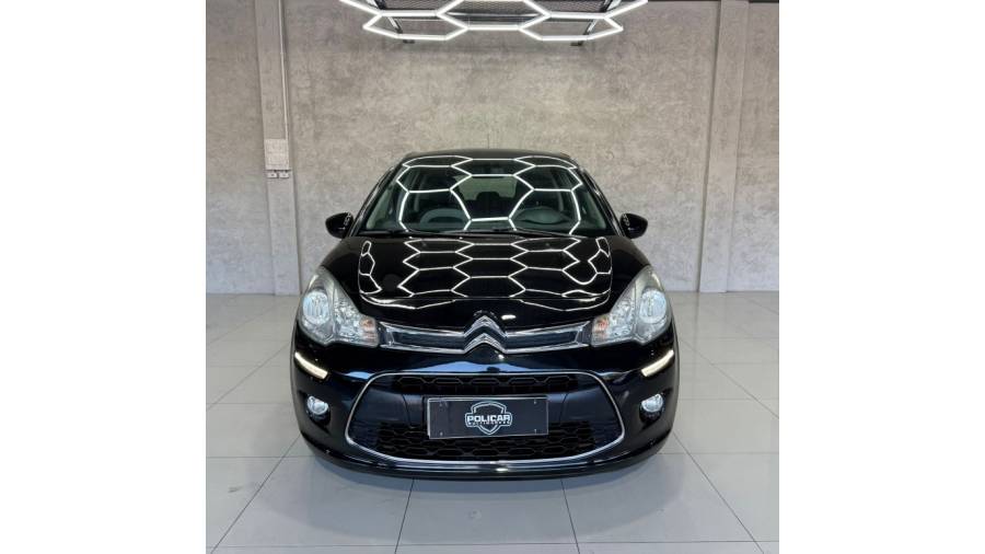 CITROËN - C3 - 2013/2014 - Preta - R$ 37.500,00