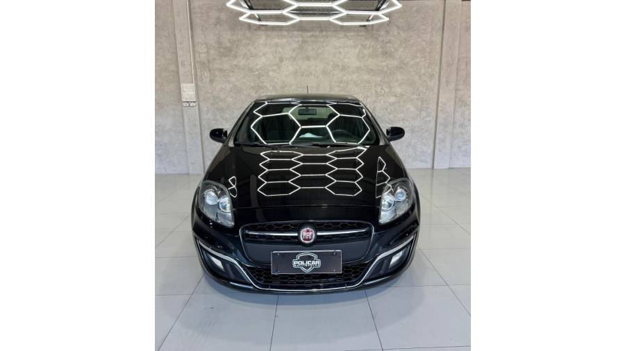 FIAT - BRAVO - 2016/2016 - Preta - R$ 56.900,00