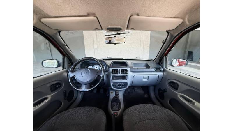 RENAULT - CLIO - 2009/2009 - Vermelha - R$ 17.900,00
