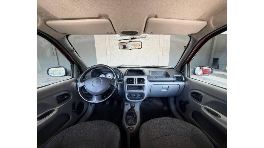 RENAULT - CLIO - 2009/2009 - Vermelha - R$ 17.900,00