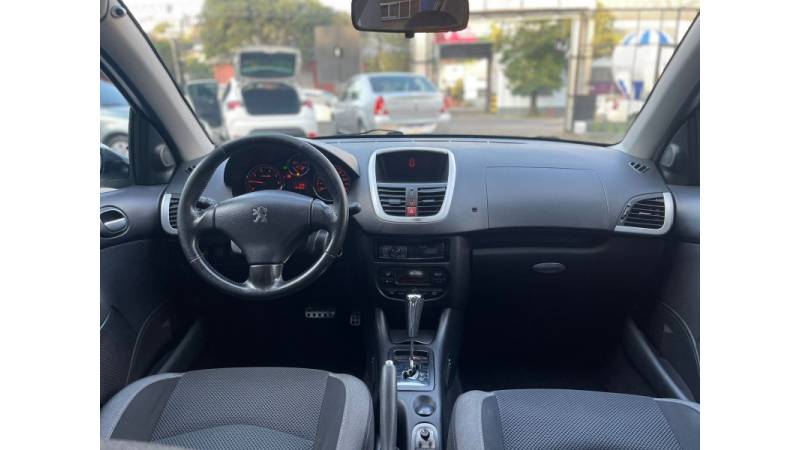 PEUGEOT - 207 - 2010/2010 - Prata - R$ 22.900,00