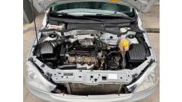 CHEVROLET - CORSA - 2002/2002 - Prata - R$ 19.900,00