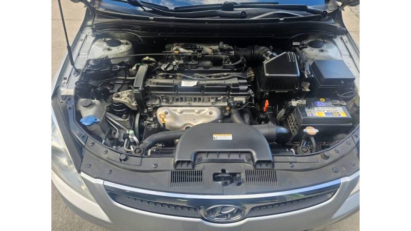 HYUNDAI - I30 - 2010/2010 - Prata - R$ 42.900,00