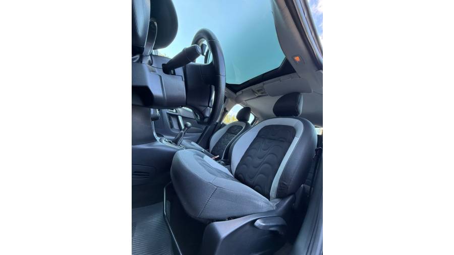 CITROËN - C3 - 2013/2014 - Preta - R$ 37.500,00