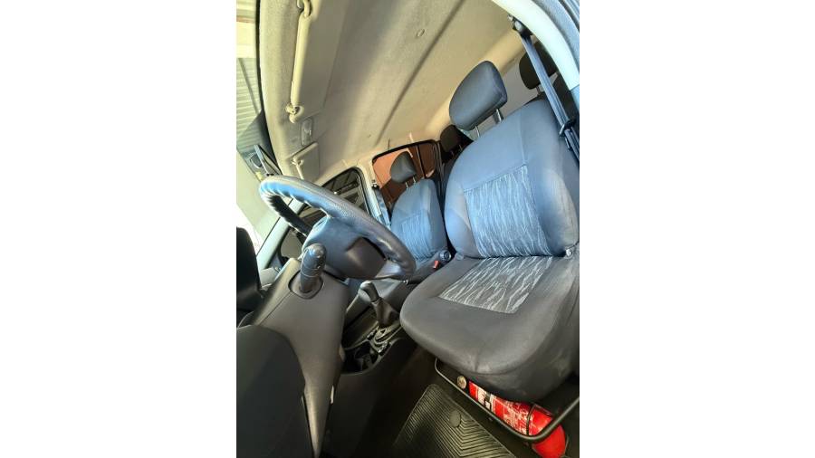 RENAULT - SANDERO - 2012/2013 - Preta - R$ 27.900,00