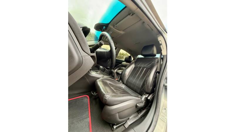 CHEVROLET - CRUZE - 2012/2012 - Cinza - R$ 53.900,00
