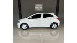 CHEVROLET - ONIX - 2018/2018 - Branca - R$ 48.900,00