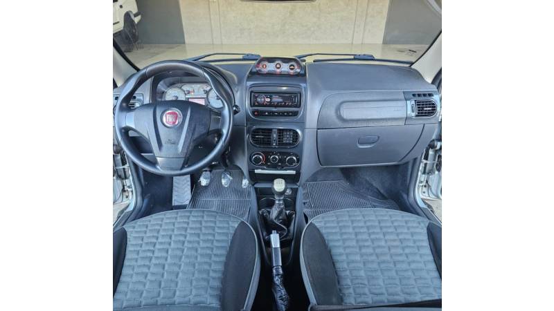 FIAT - STRADA - 2013/2013 - Prata - R$ 52.900,00