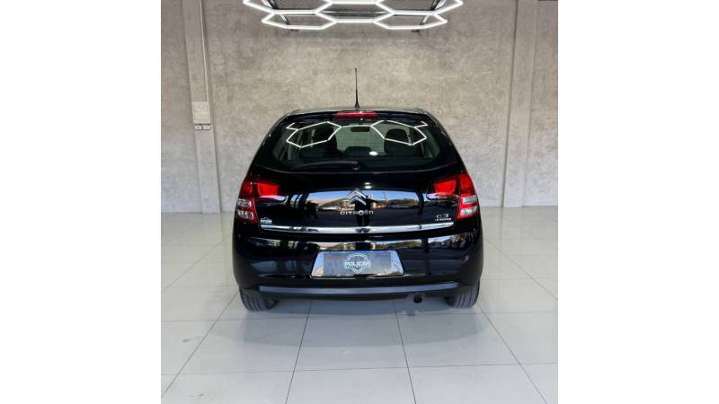 CITROËN - C3 - 2013/2014 - Preta - R$ 37.500,00