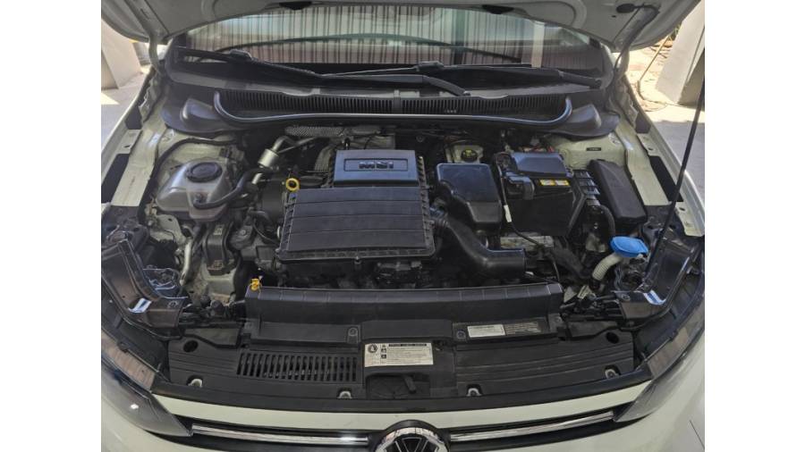 VOLKSWAGEN - VIRTUS - 2020/2020 - Branca - R$ 73.900,00
