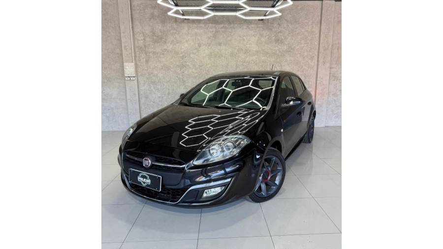 FIAT - BRAVO - 2016/2016 - Preta - R$ 56.900,00