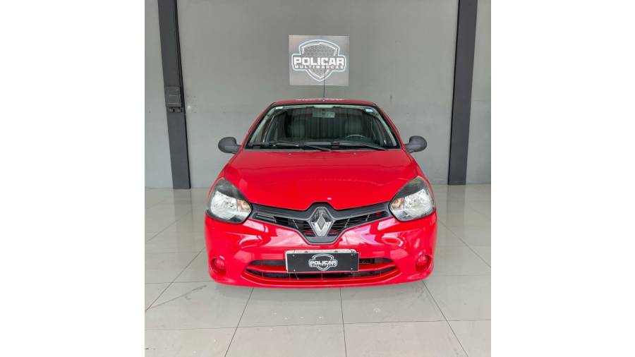 RENAULT - CLIO - 2014/2014 - Vermelha - R$ 27.900,00