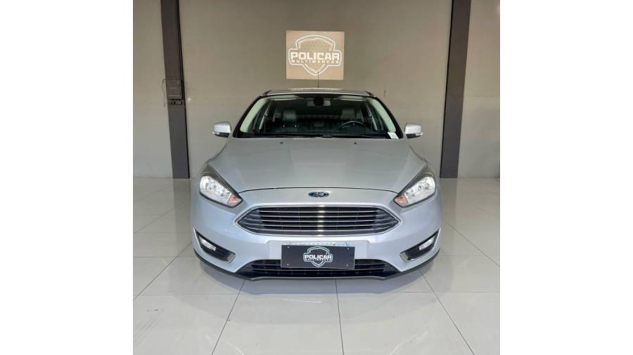 FORD - FOCUS - 2016/2016 - Prata - R$ 63.900,00