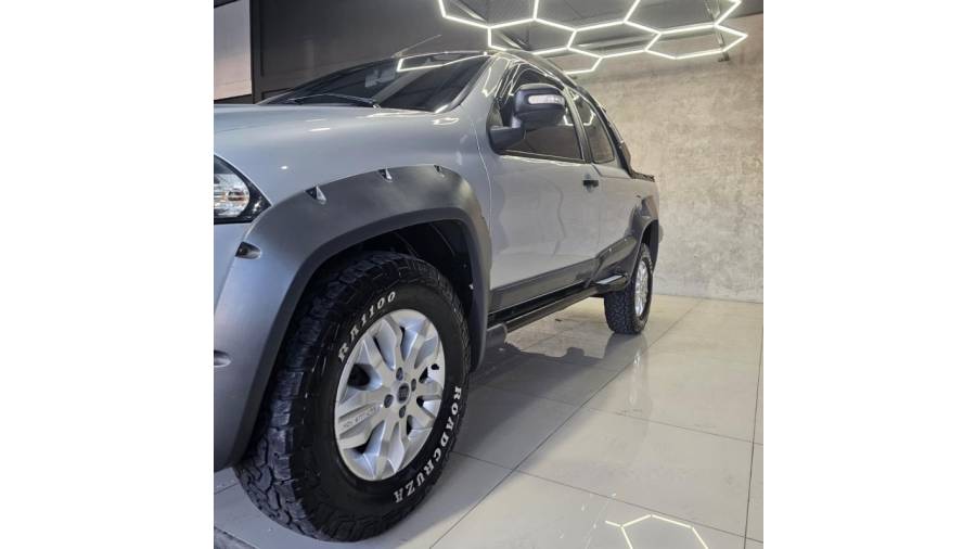 FIAT - STRADA - 2013/2013 - Prata - R$ 52.900,00