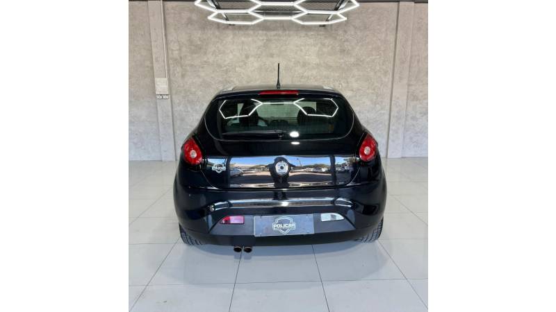 FIAT - BRAVO - 2016/2016 - Preta - R$ 56.900,00
