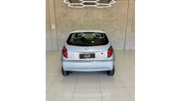 CHEVROLET - CELTA - 2012/2012 - Prata - R$ 21.900,00