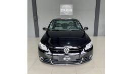 VOLKSWAGEN - VOYAGE - 2010/2011 - Branca - R$ 26.900,00